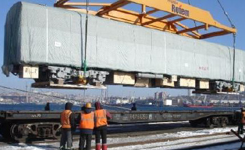 カザフスタン向け鉄道車両輸送