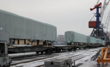 カザフスタン向け鉄道車両輸送